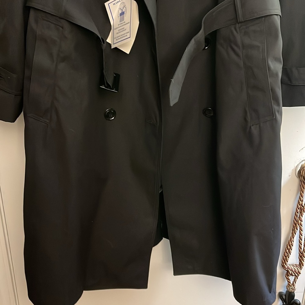 Coat - Picture 3 of 15